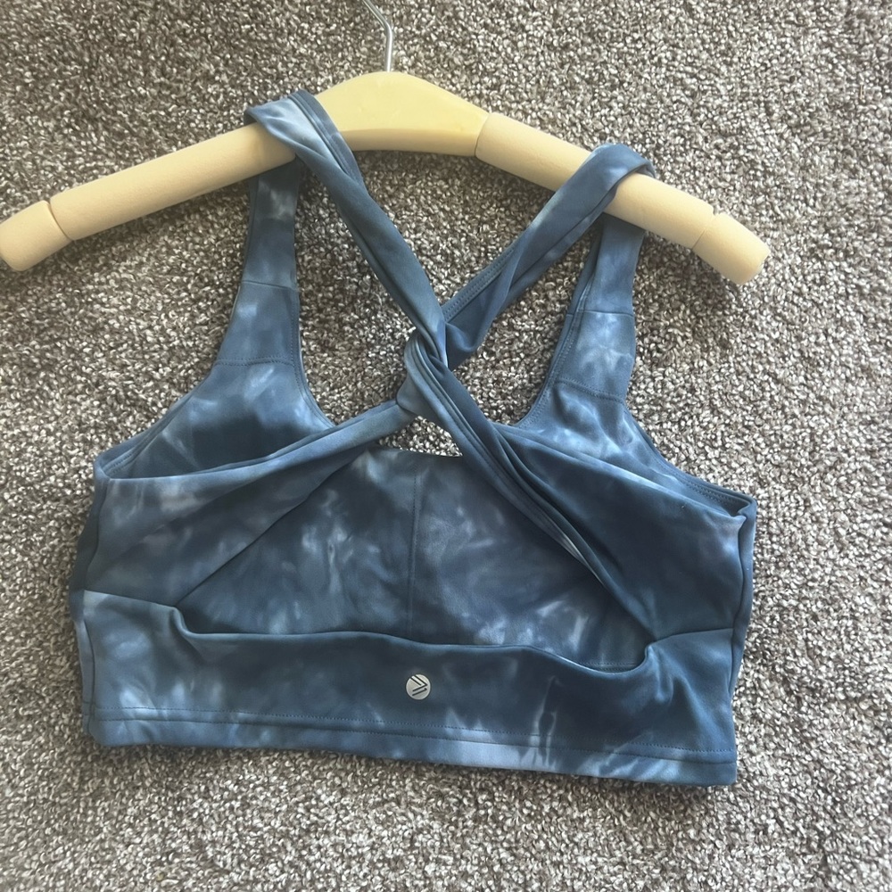 Savvi sports bra, reef set, size medium.